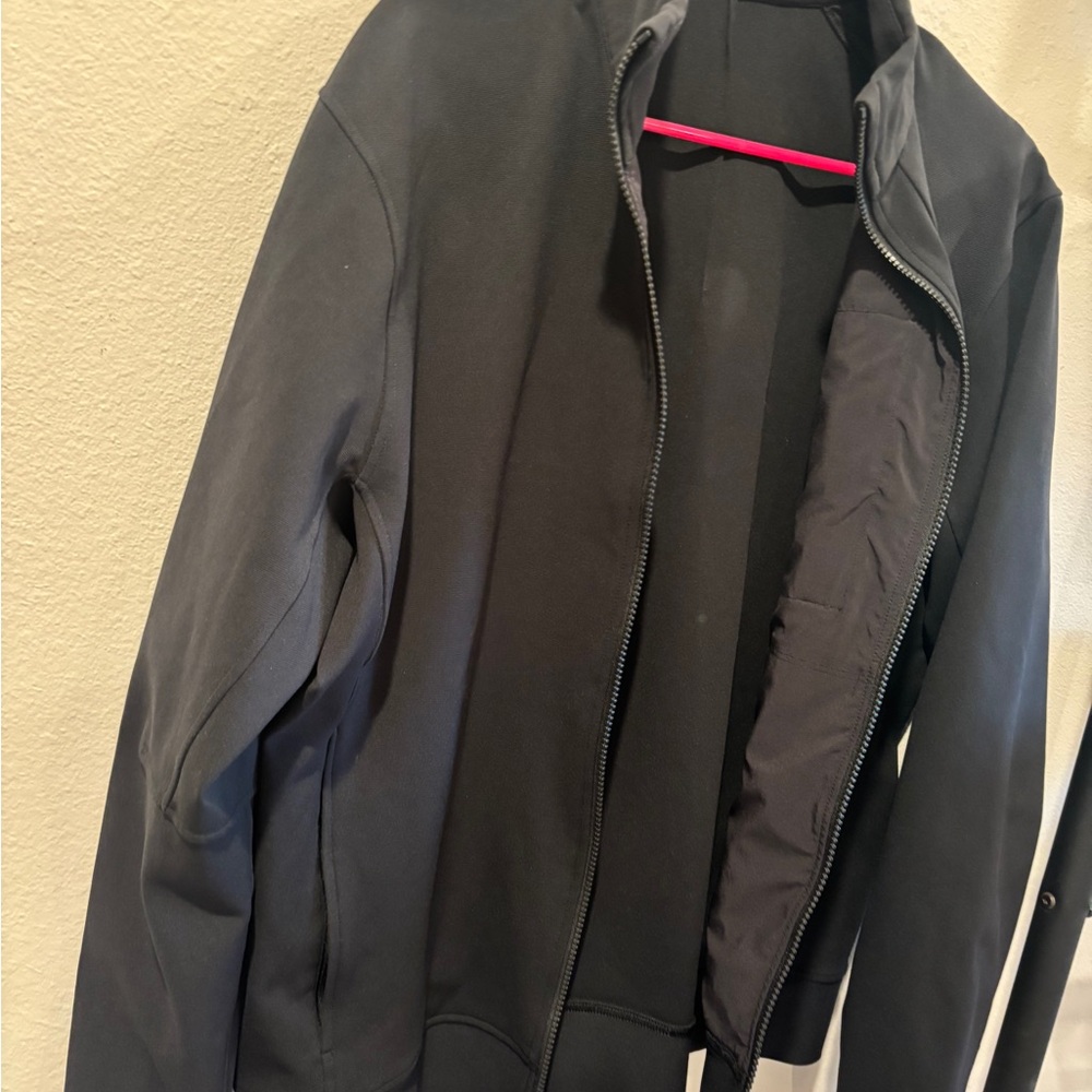 lululemon athletica Black Men's Lightweight Jacket like new - Picture 4 of 6